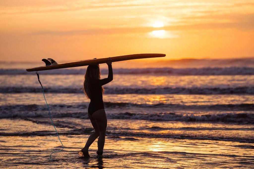 Sansara Surf Yoga & Resort 坎布塔尔 外观 照片