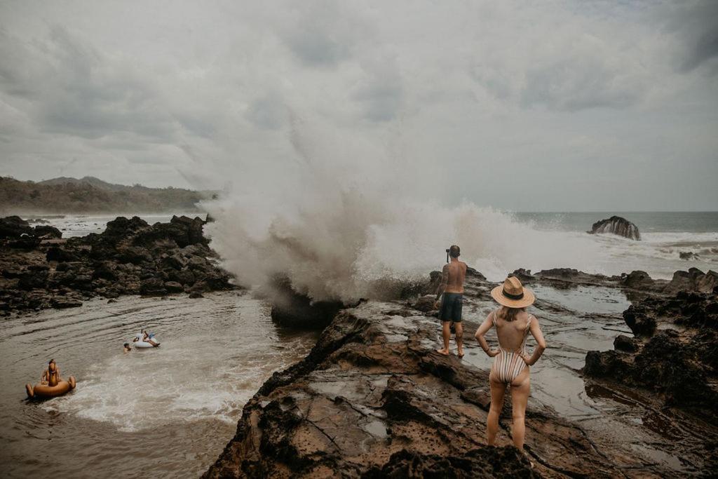 Sansara Surf Yoga & Resort 坎布塔尔 外观 照片