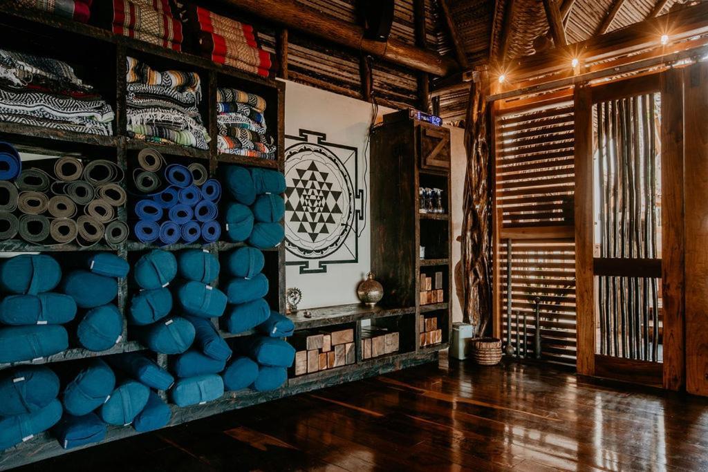 Sansara Surf Yoga & Resort 坎布塔尔 外观 照片