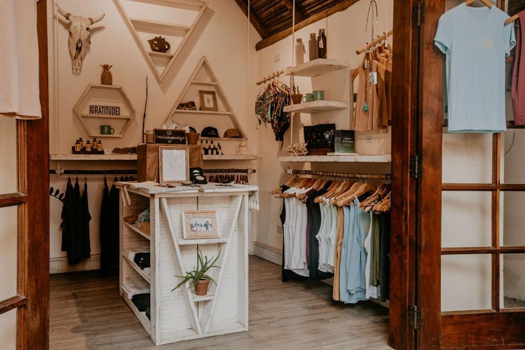 Sansara Surf Yoga & Resort 坎布塔尔 外观 照片