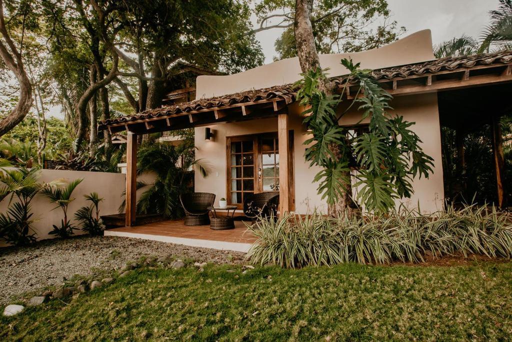 Sansara Surf Yoga & Resort 坎布塔尔 外观 照片